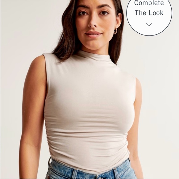 Abercrombie & Fitch Paloma Top - Picture 6 of 8